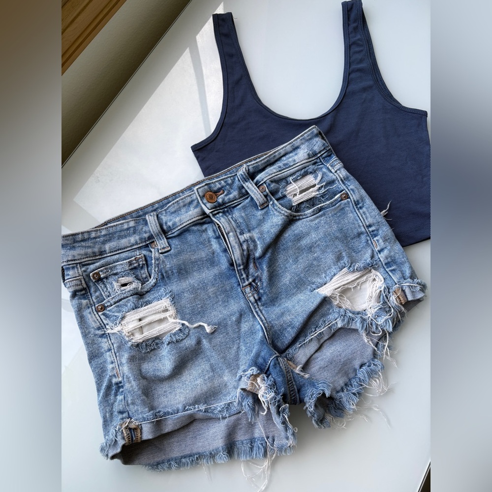 American Eagle Outfitters Light Blue Denim Jeans